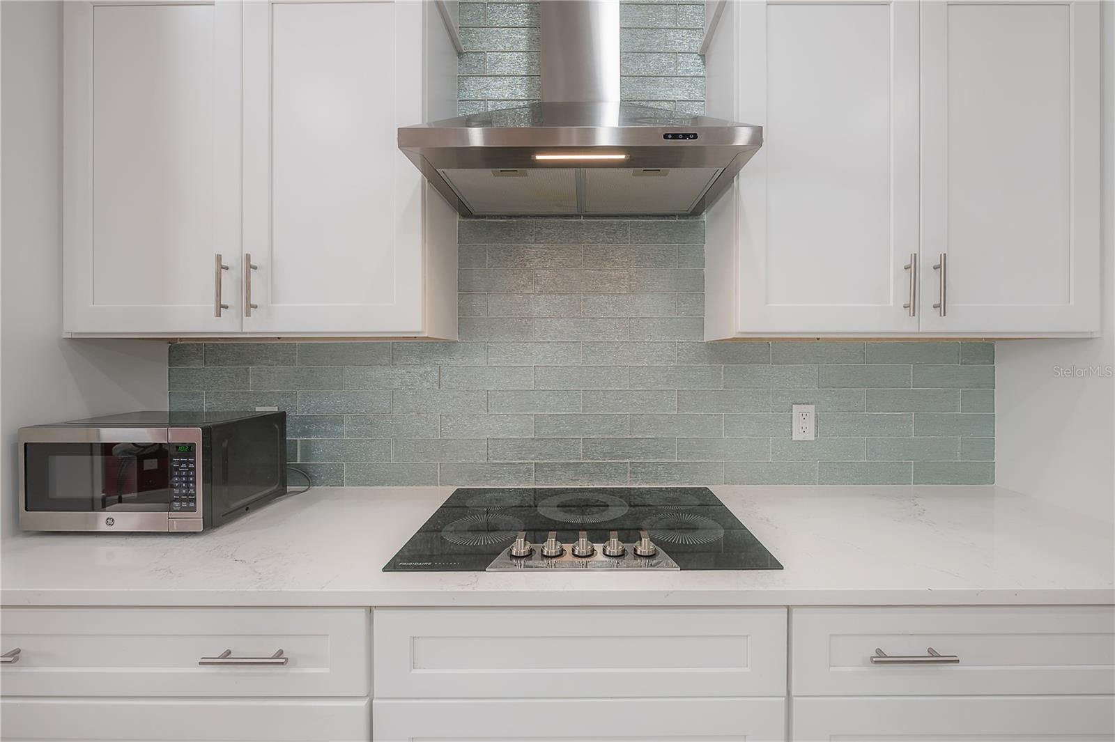 Image 9 of 61 For 12108 Riverhills Drive