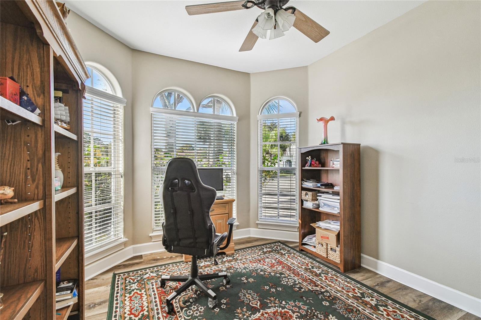 Image 10 of 52 For 11601 Highbury Way