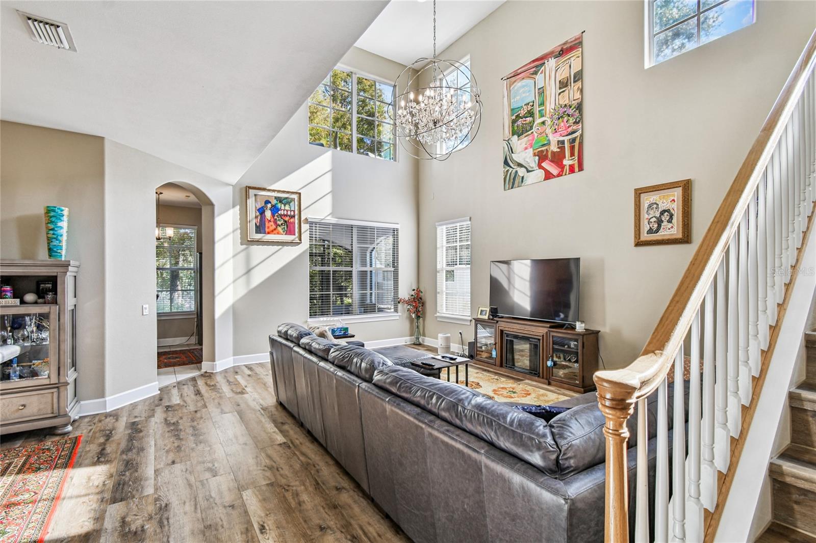 Image 12 of 52 For 11601 Highbury Way