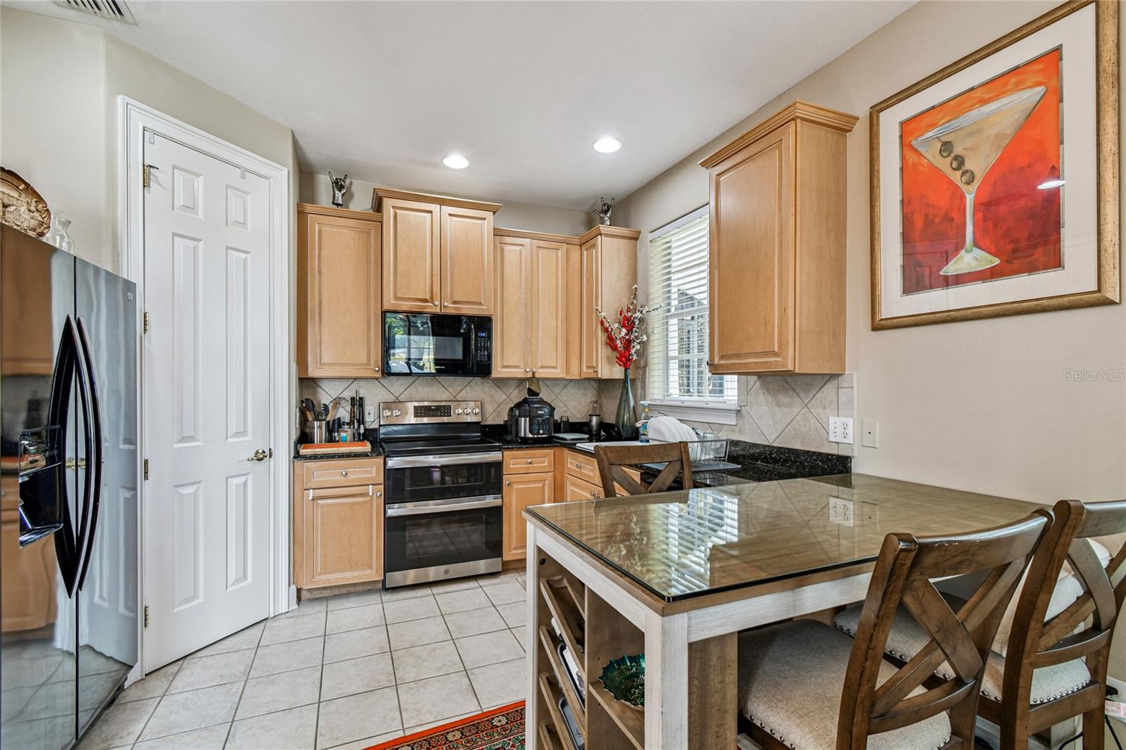 Image 18 of 52 For 11601 Highbury Way