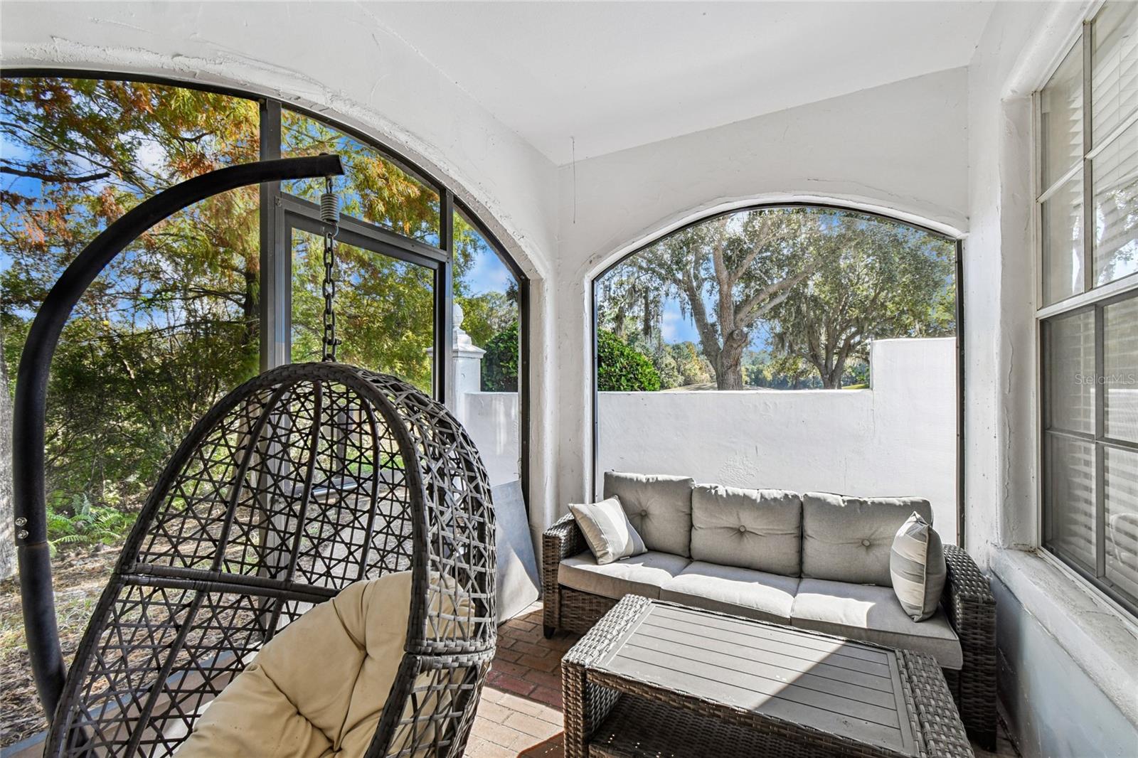 Image 21 of 52 For 11601 Highbury Way