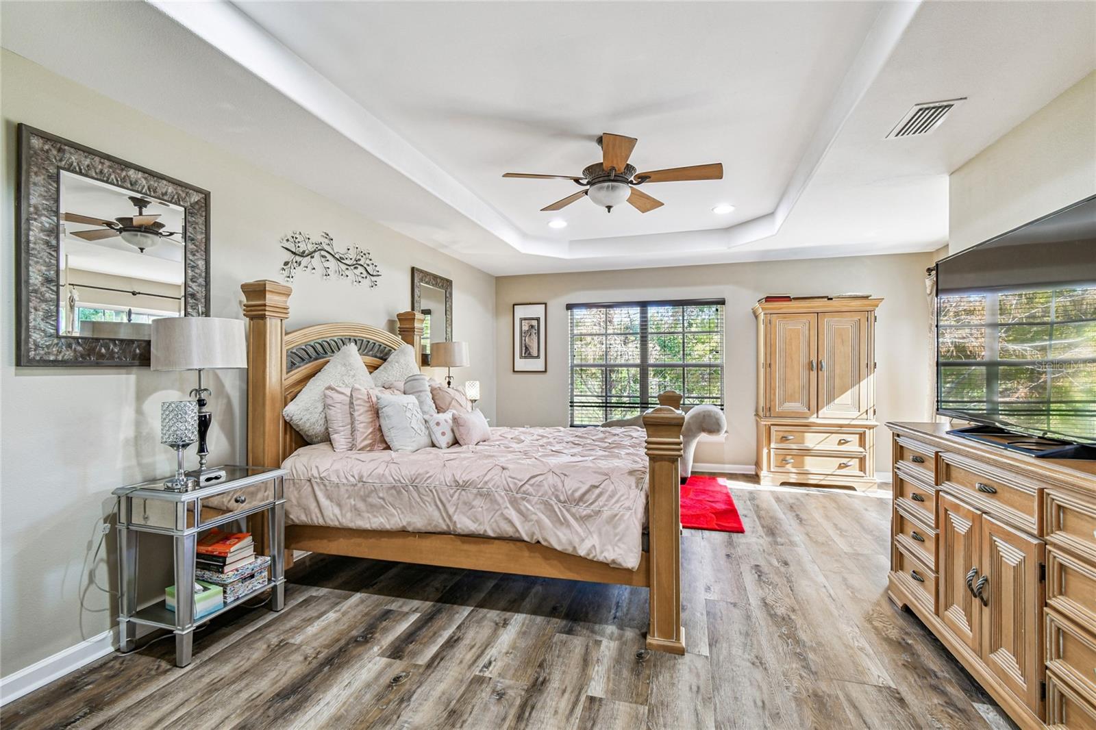 Image 24 of 52 For 11601 Highbury Way