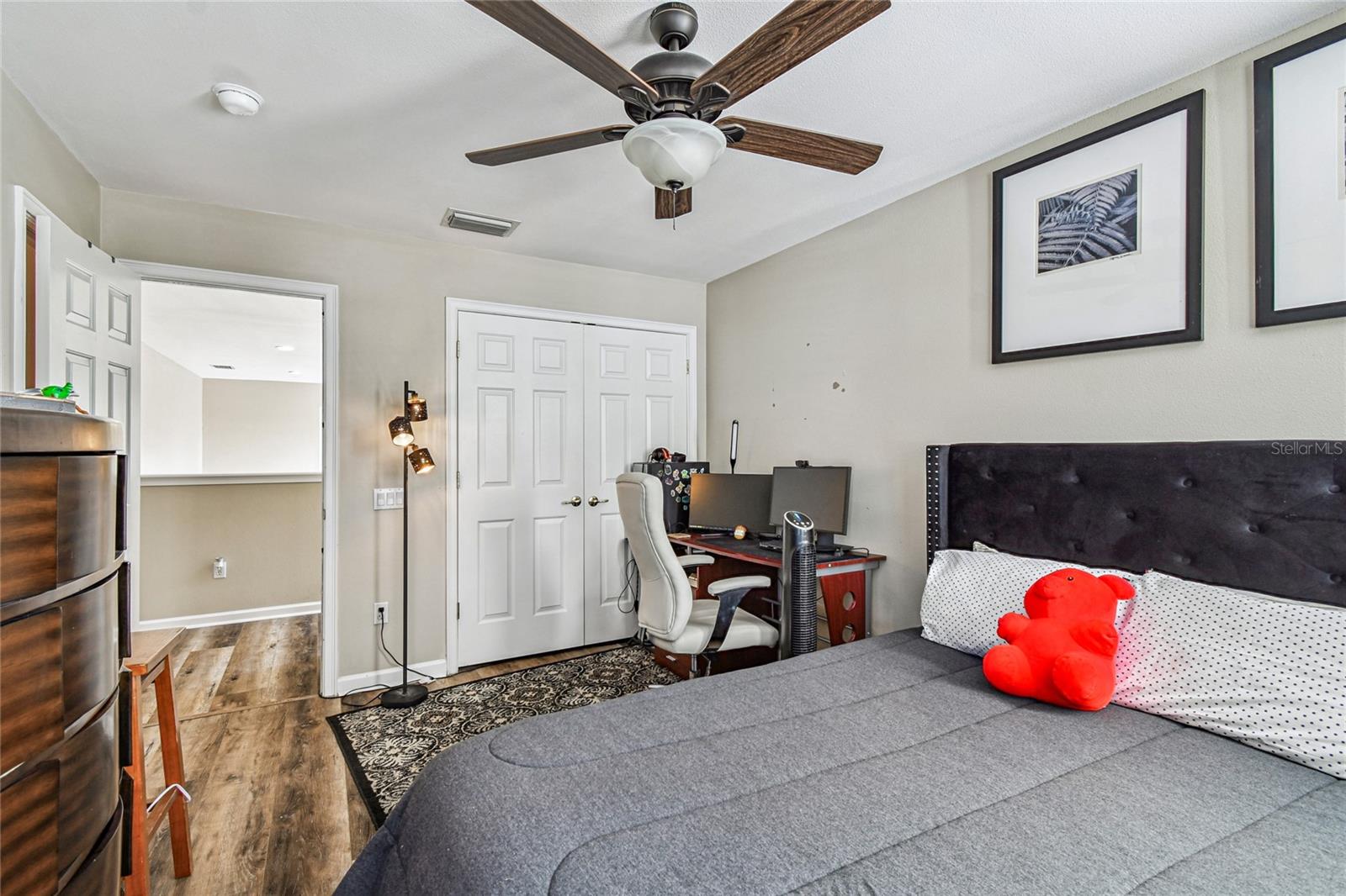 Image 33 of 52 For 11601 Highbury Way