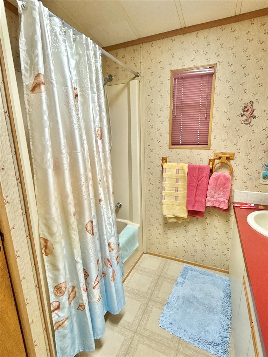 Image 22 of 26 For 6821 Americana Drive Ne 106