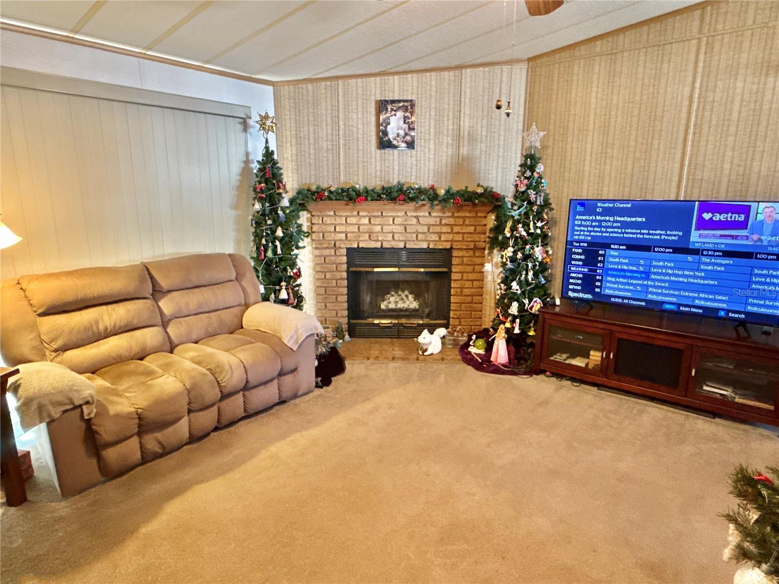 Image 9 of 26 For 6821 Americana Drive Ne 106