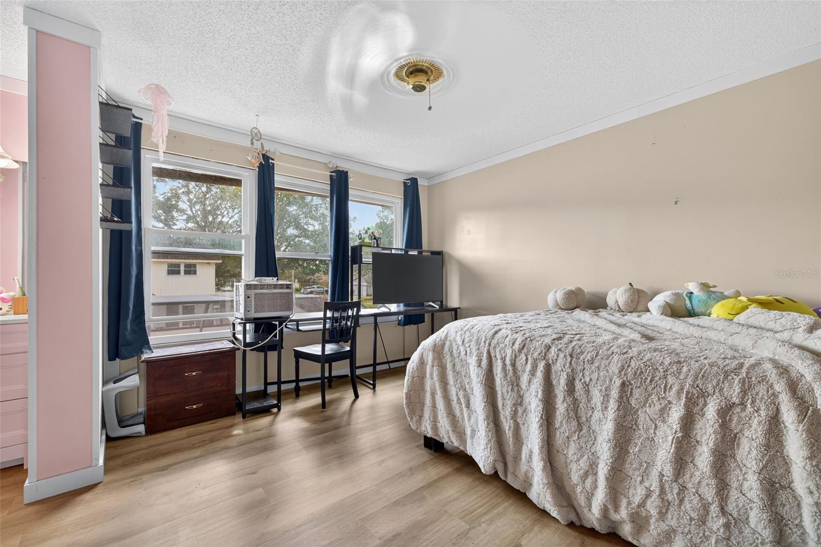 Image 24 of 33 For 15413 Brushwood Drive