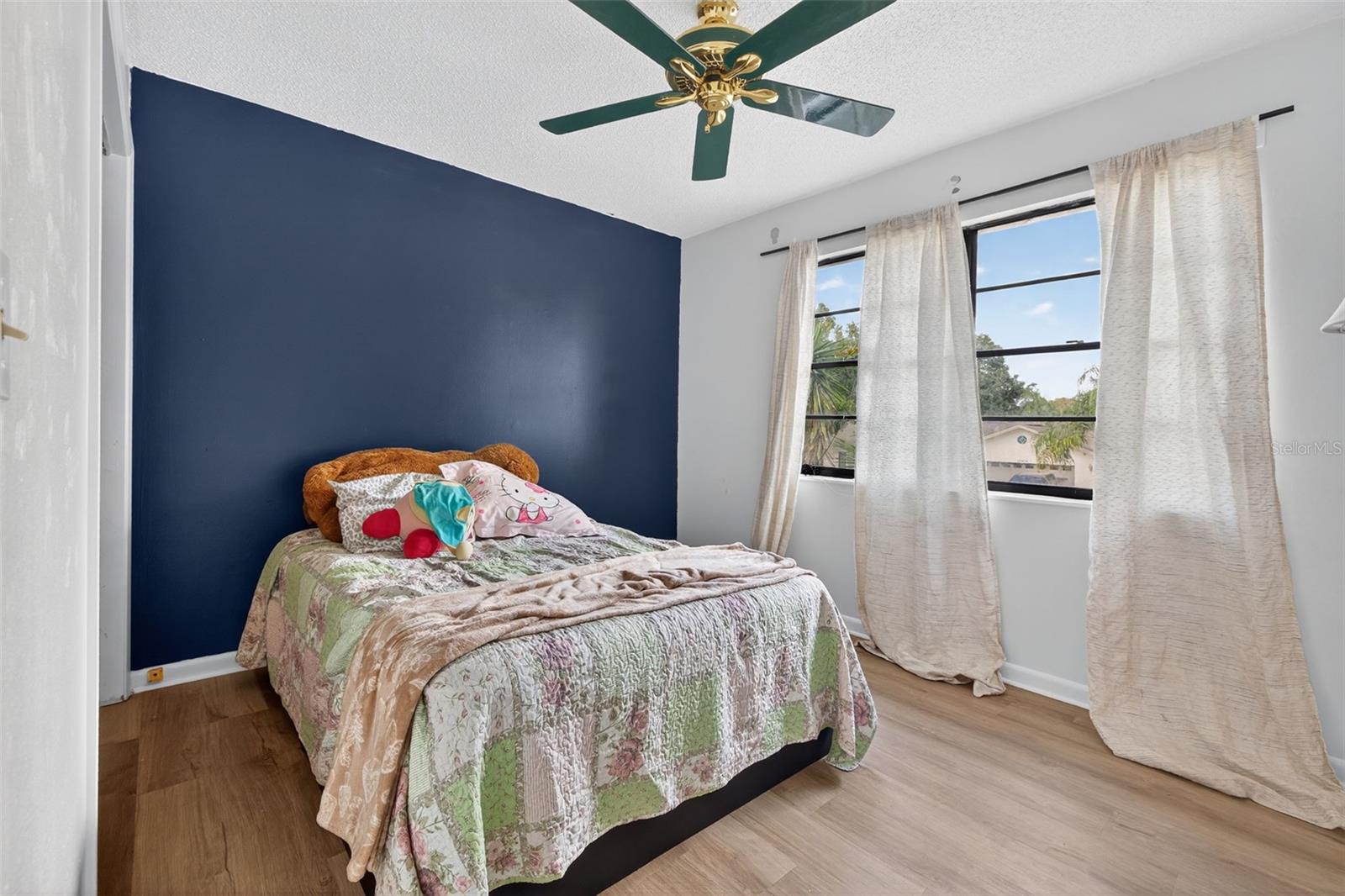 Image 27 of 33 For 15413 Brushwood Drive