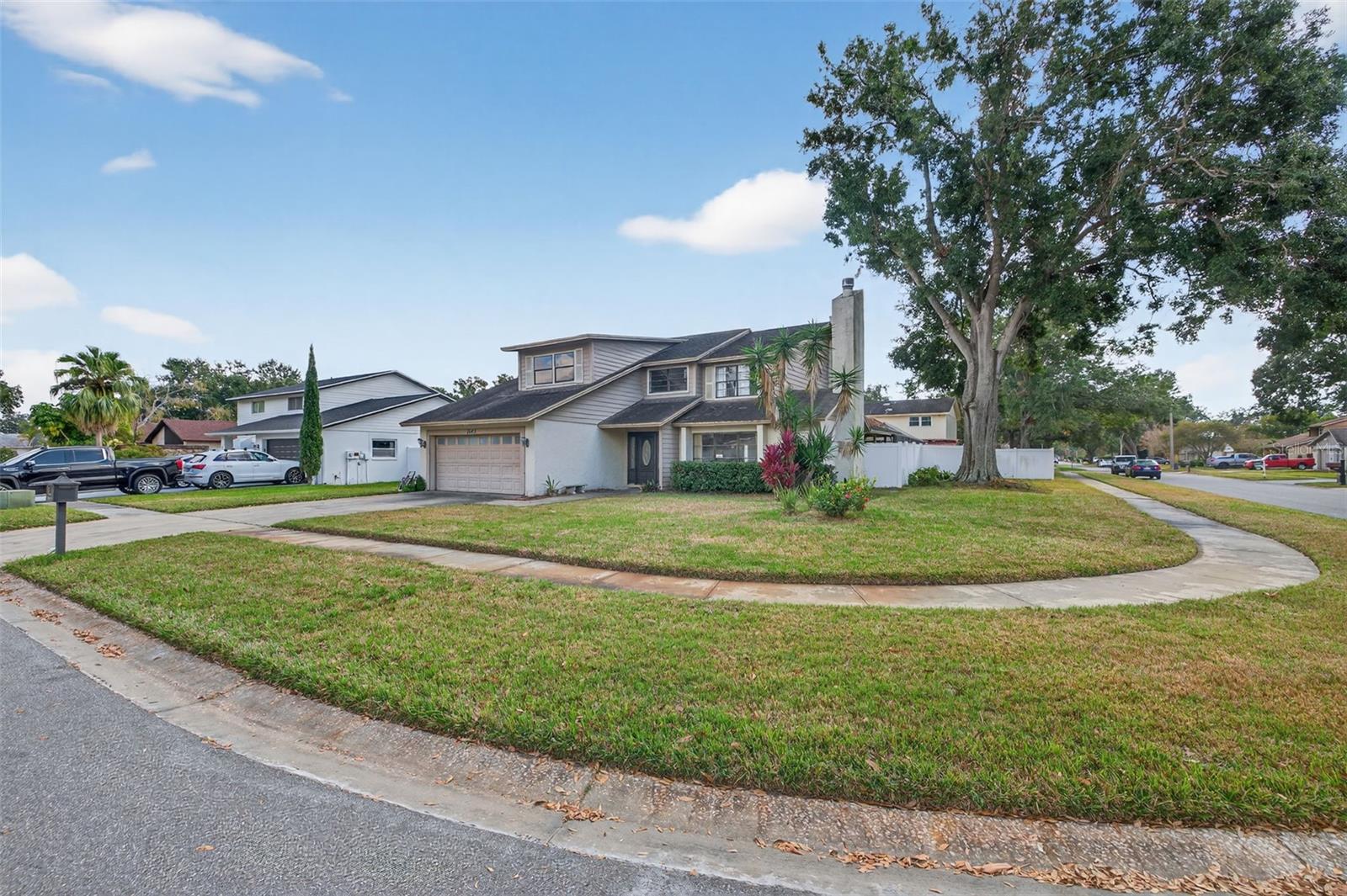 Image 7 of 33 For 15413 Brushwood Drive