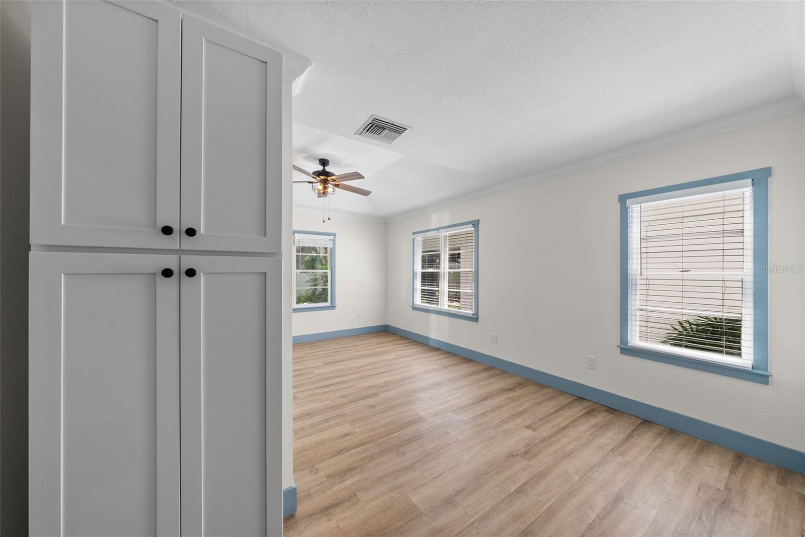 Image 27 of 95 For 759 Lantana Avenue