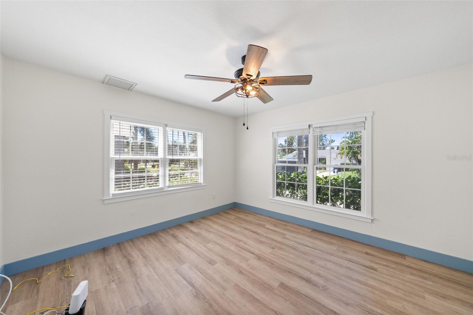 Image 37 of 95 For 759 Lantana Avenue