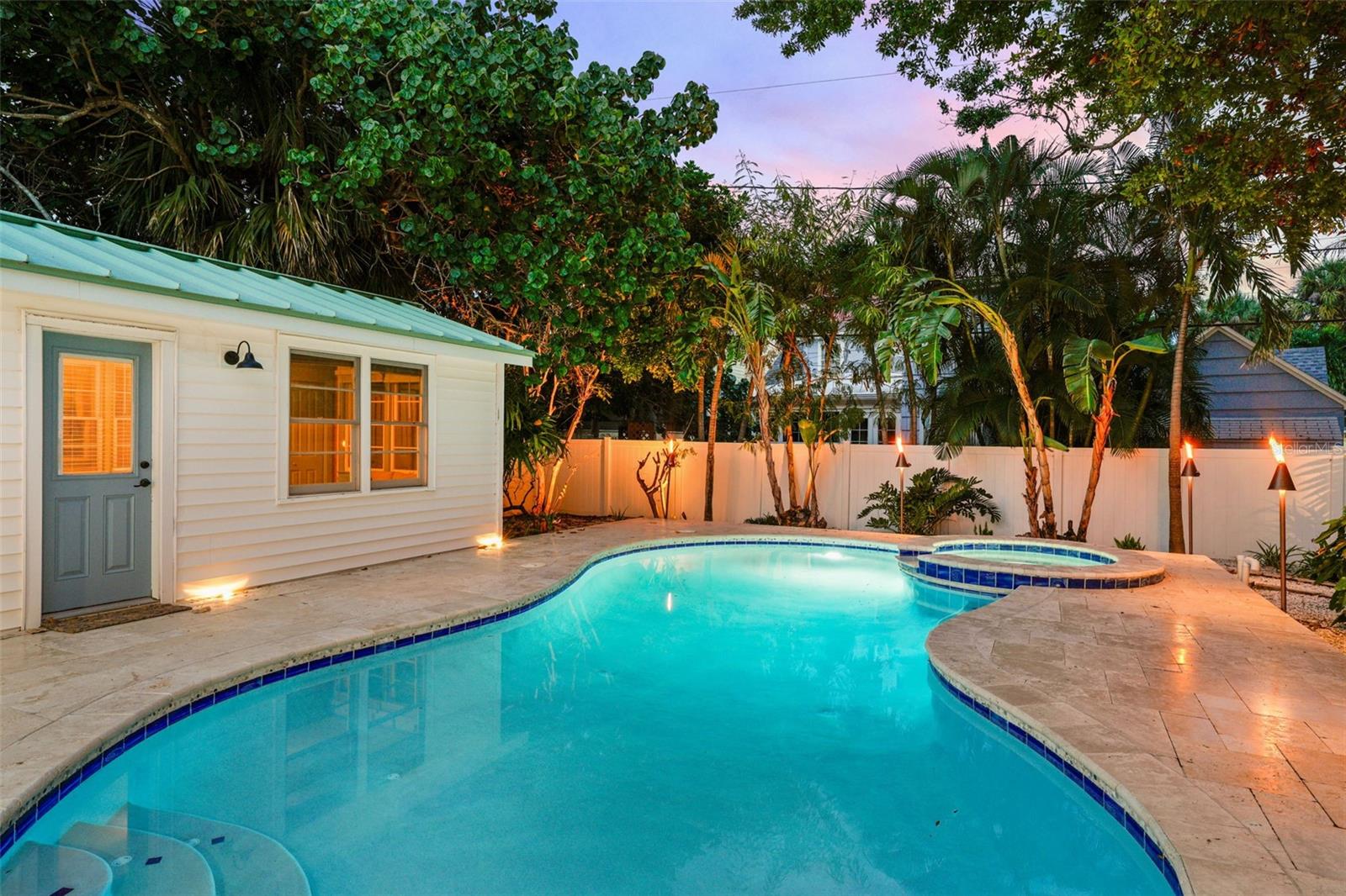 Image 42 of 95 For 759 Lantana Avenue