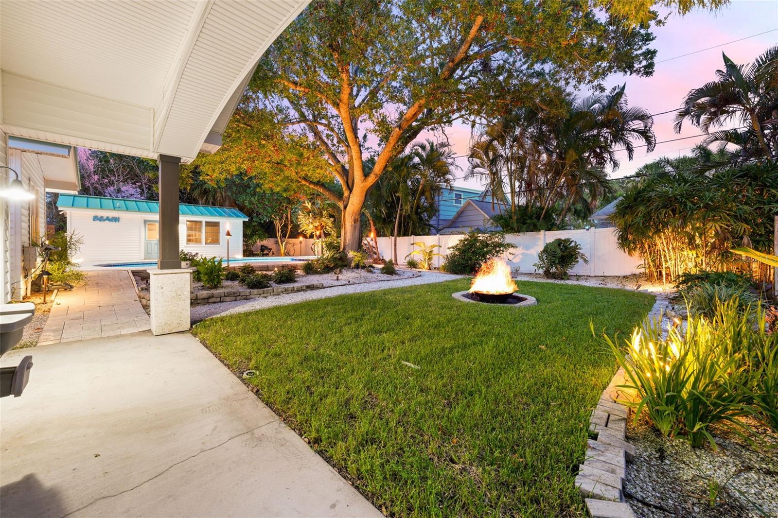 Image 46 of 95 For 759 Lantana Avenue