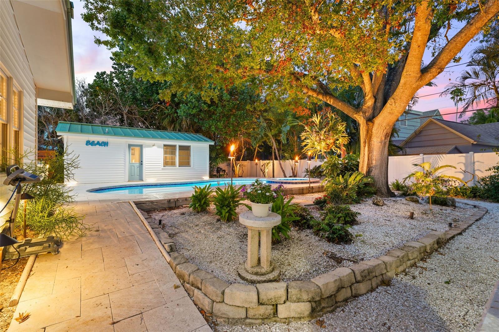 Image 47 of 95 For 759 Lantana Avenue