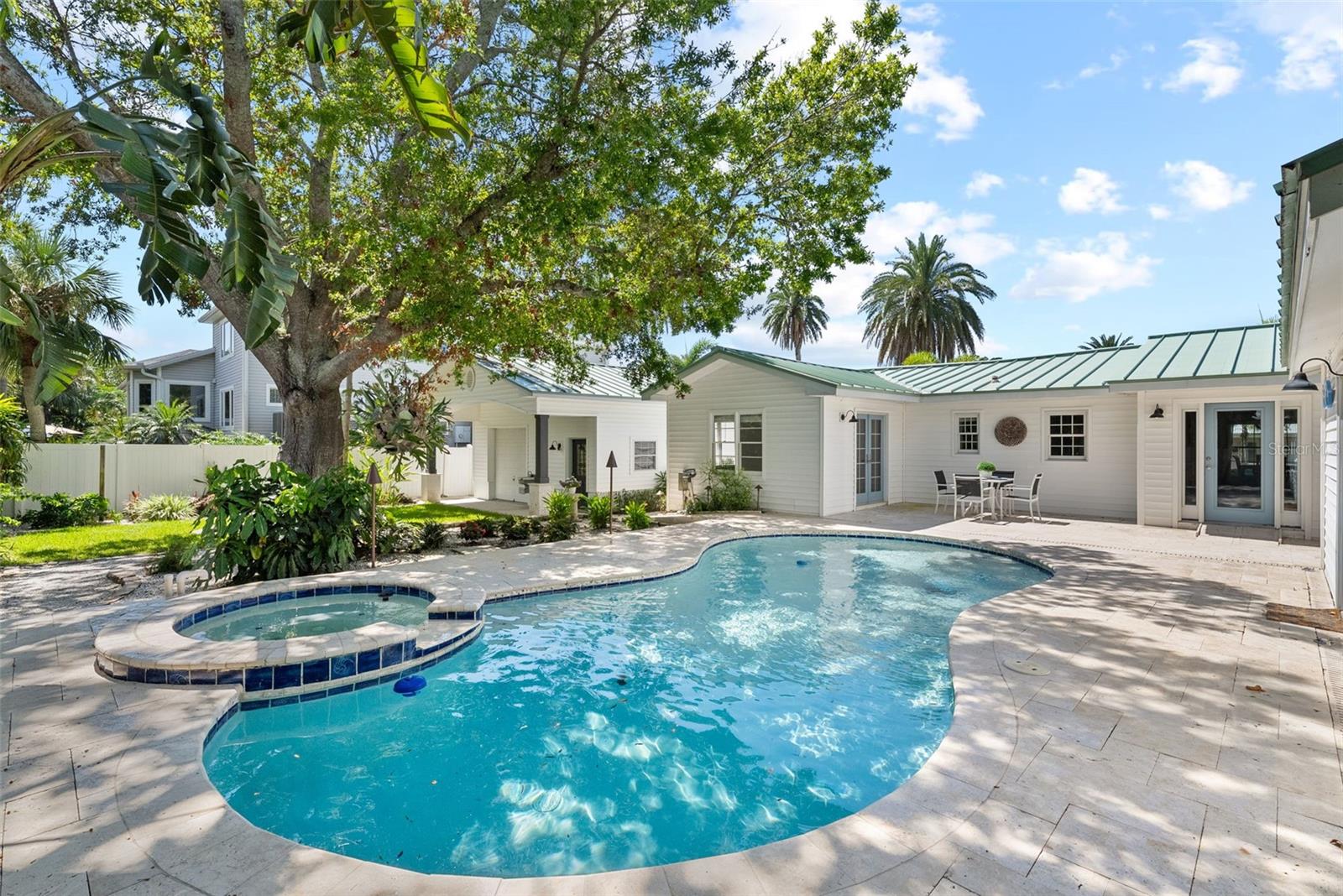 Image 50 of 95 For 759 Lantana Avenue