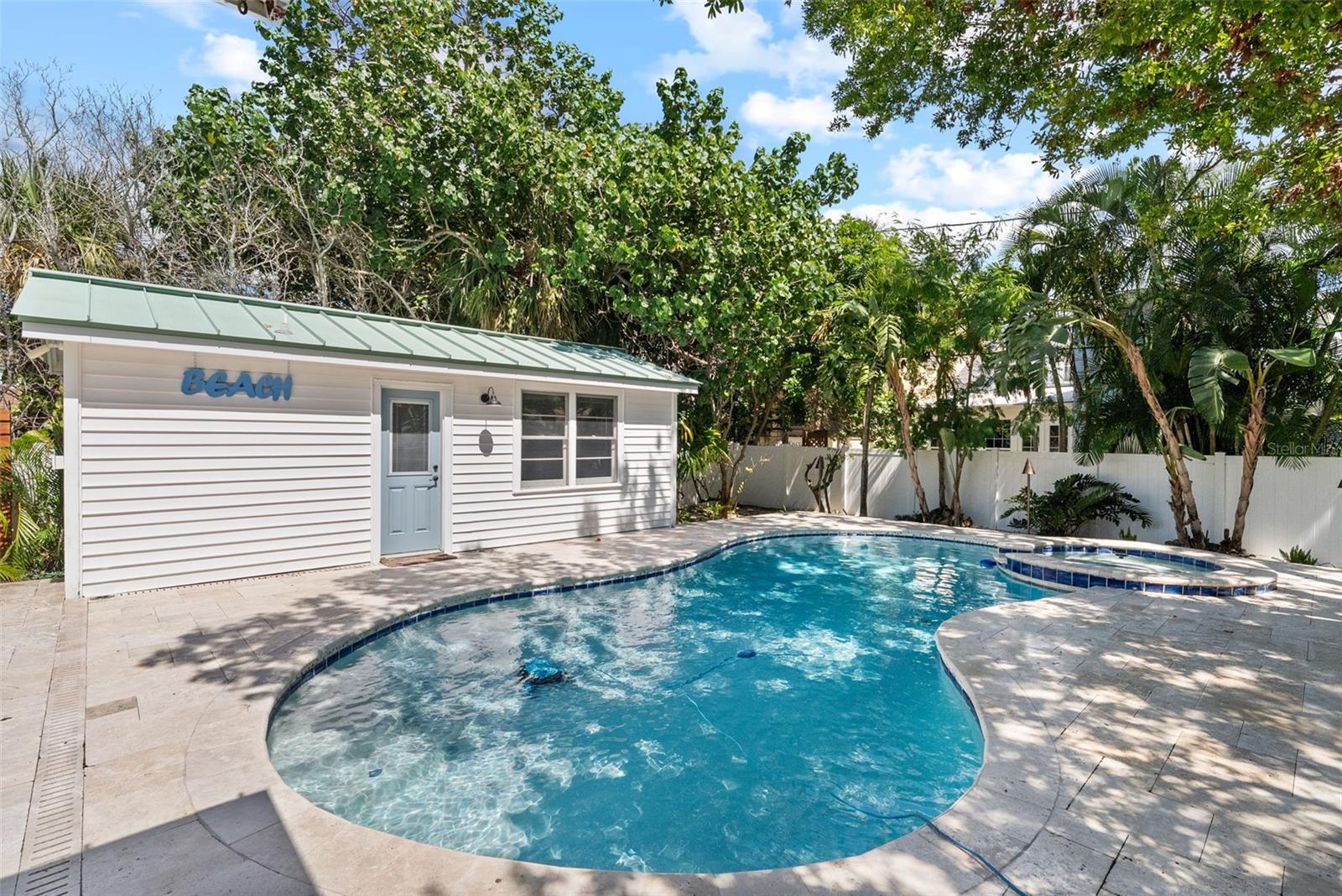 Image 52 of 95 For 759 Lantana Avenue