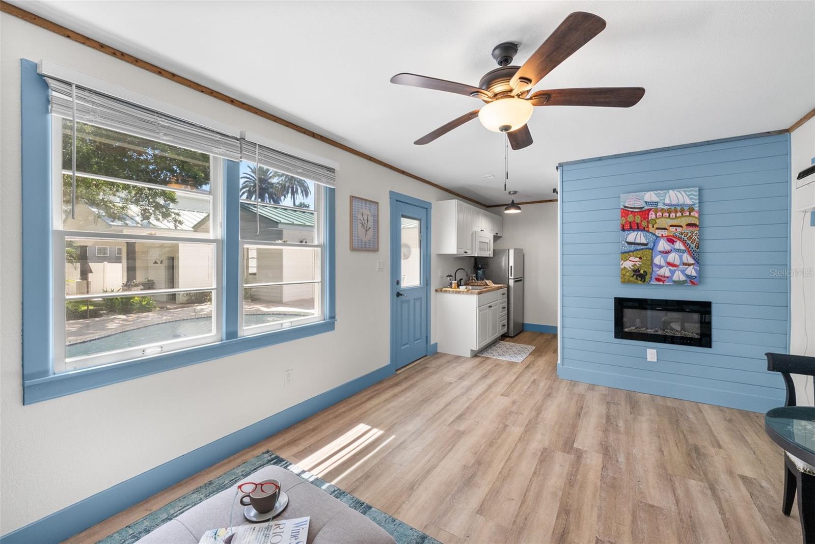 Image 58 of 95 For 759 Lantana Avenue