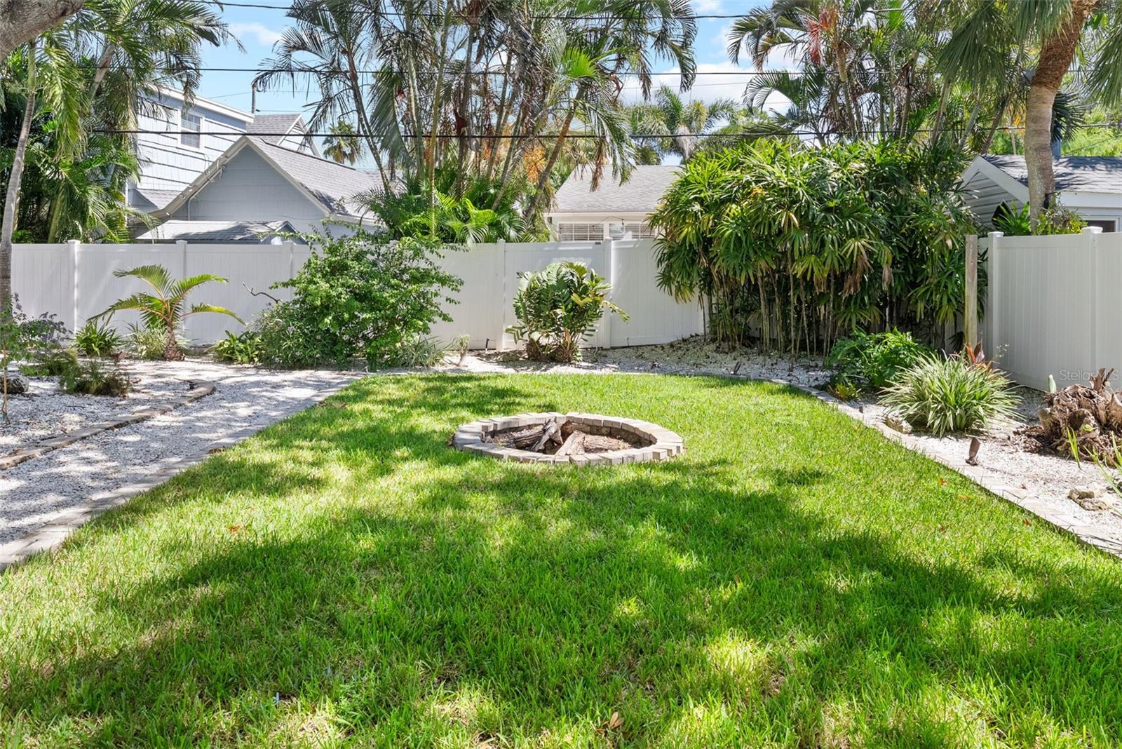 Image 64 of 95 For 759 Lantana Avenue