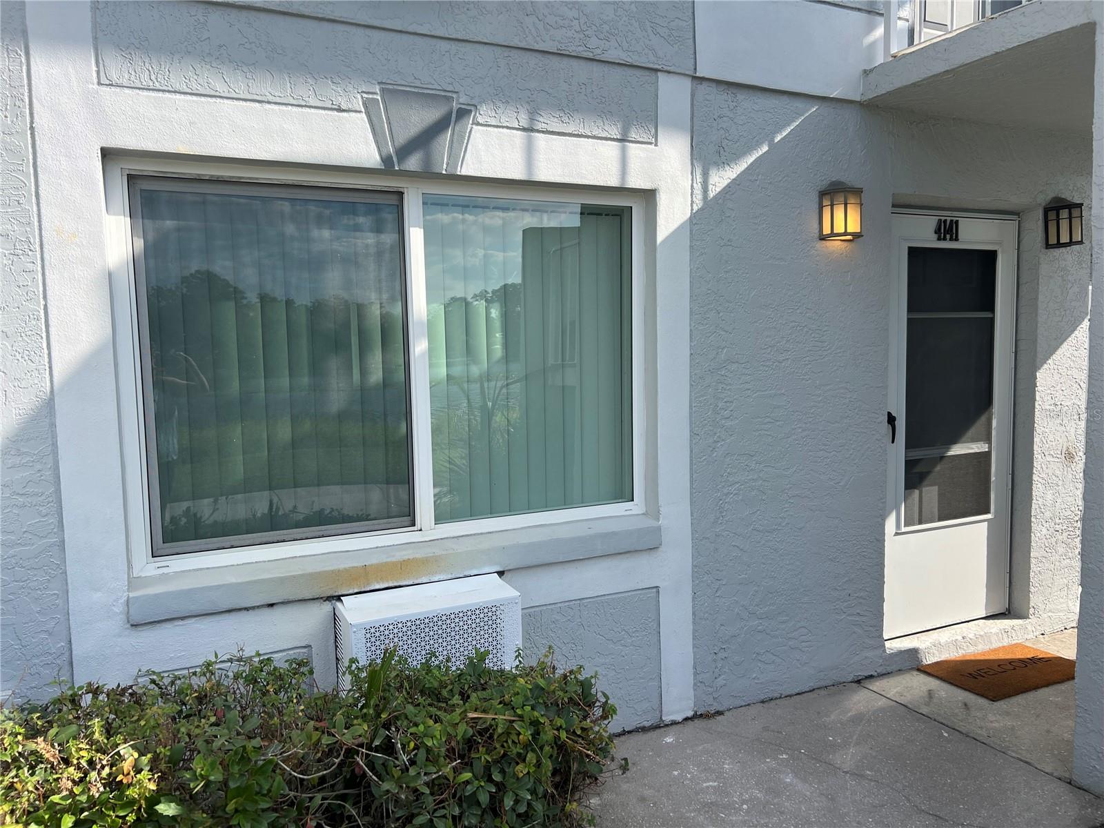 Image 18 of 20 For 4141 Dolphin Drive 4141