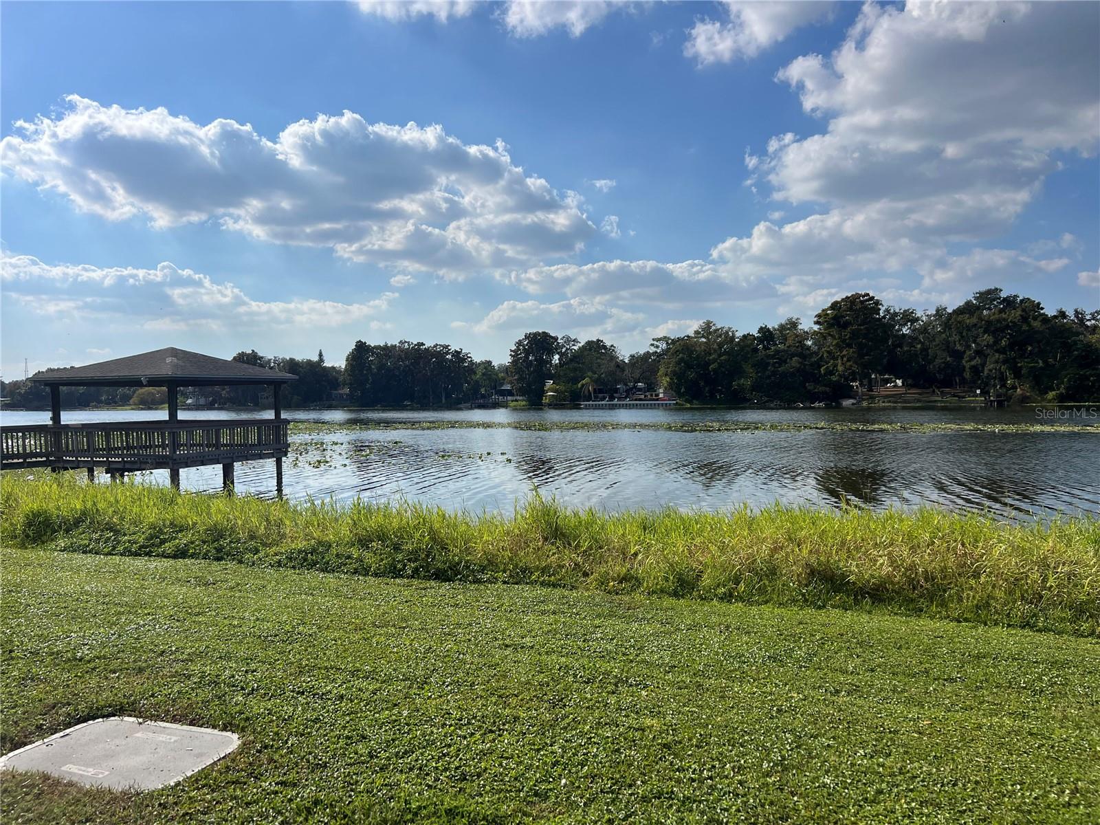 Image 19 of 20 For 4141 Dolphin Drive 4141