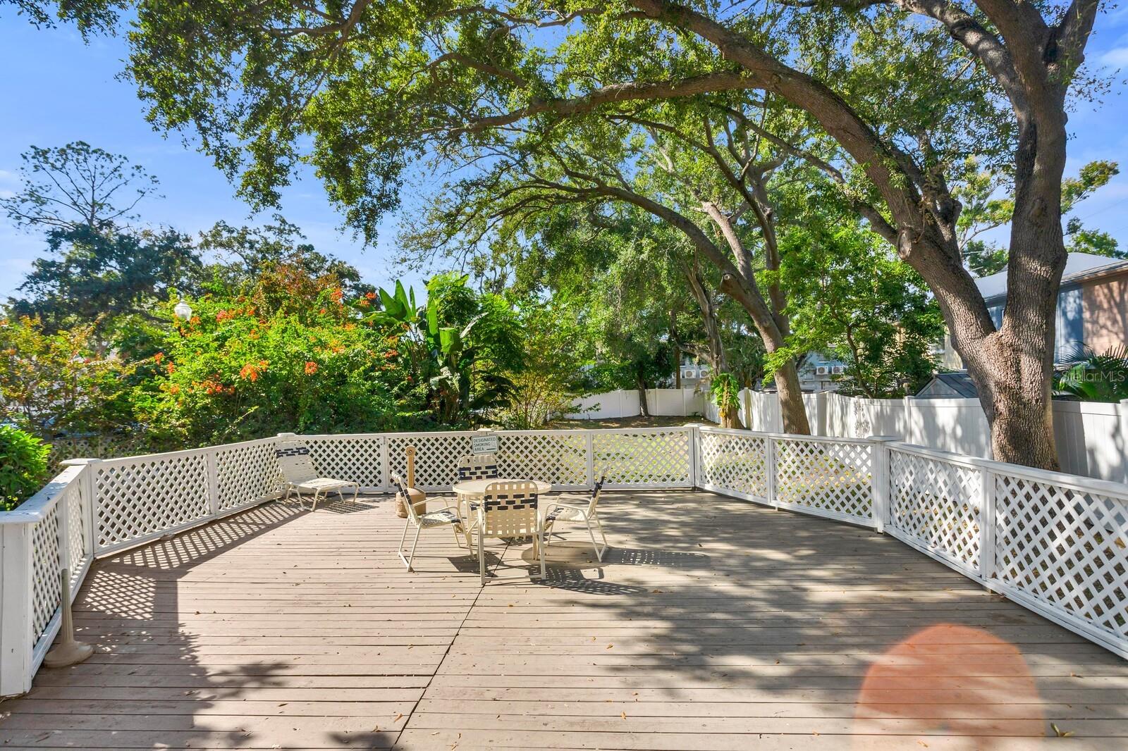 Image 29 of 54 For 3211 Swann Avenue 204