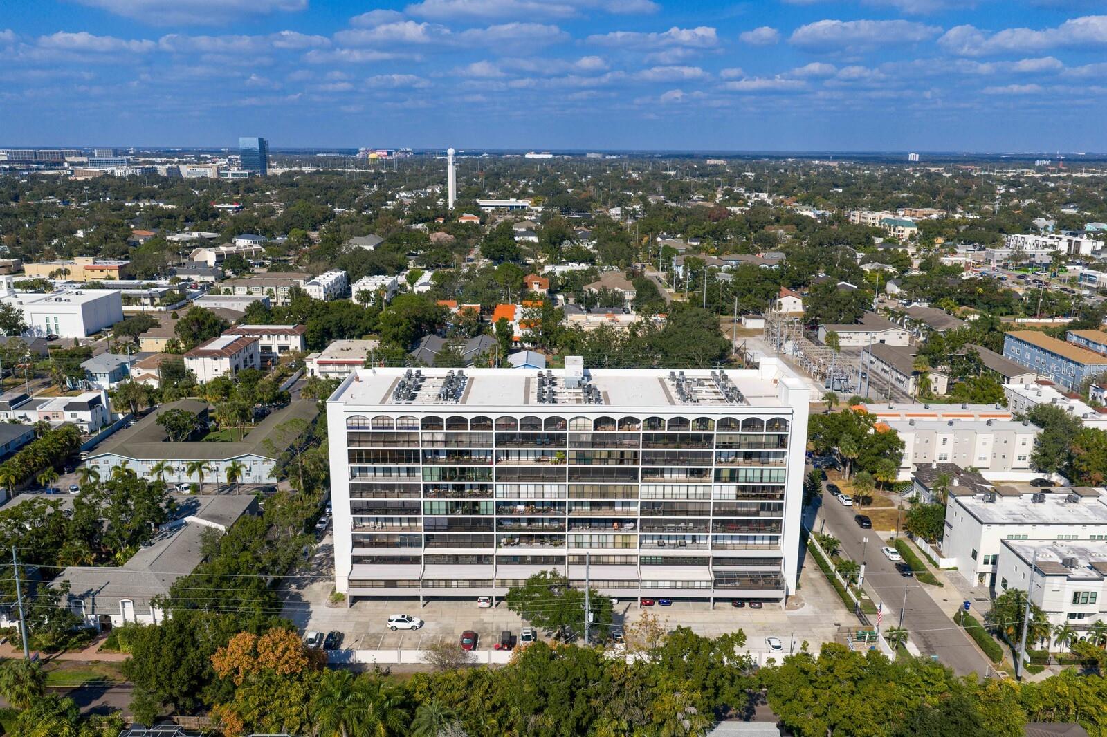 Image 45 of 54 For 3211 Swann Avenue 204