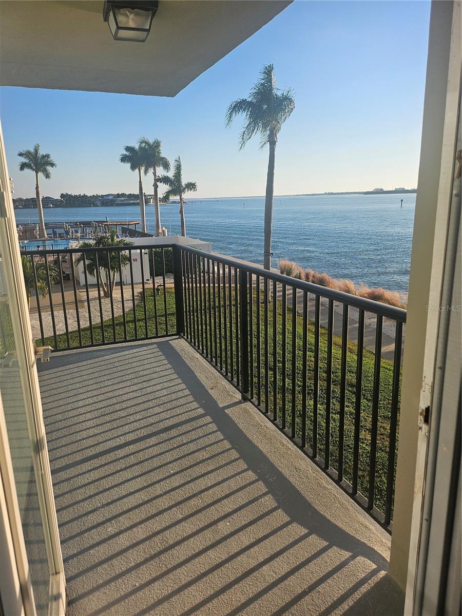 Image 2 of 18 For 5220 Brittany Drive S 202