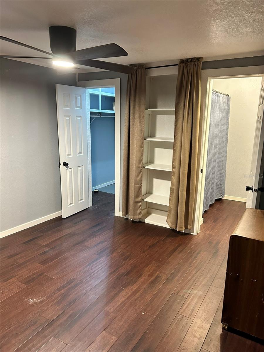 Image 6 of 14 For 6622 Hinote Street