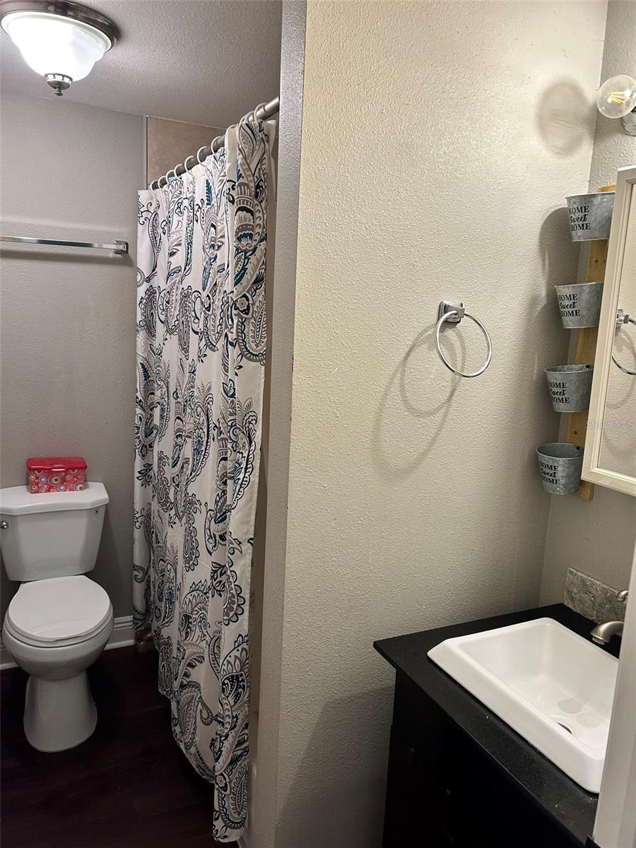 Image 8 of 14 For 6622 Hinote Street