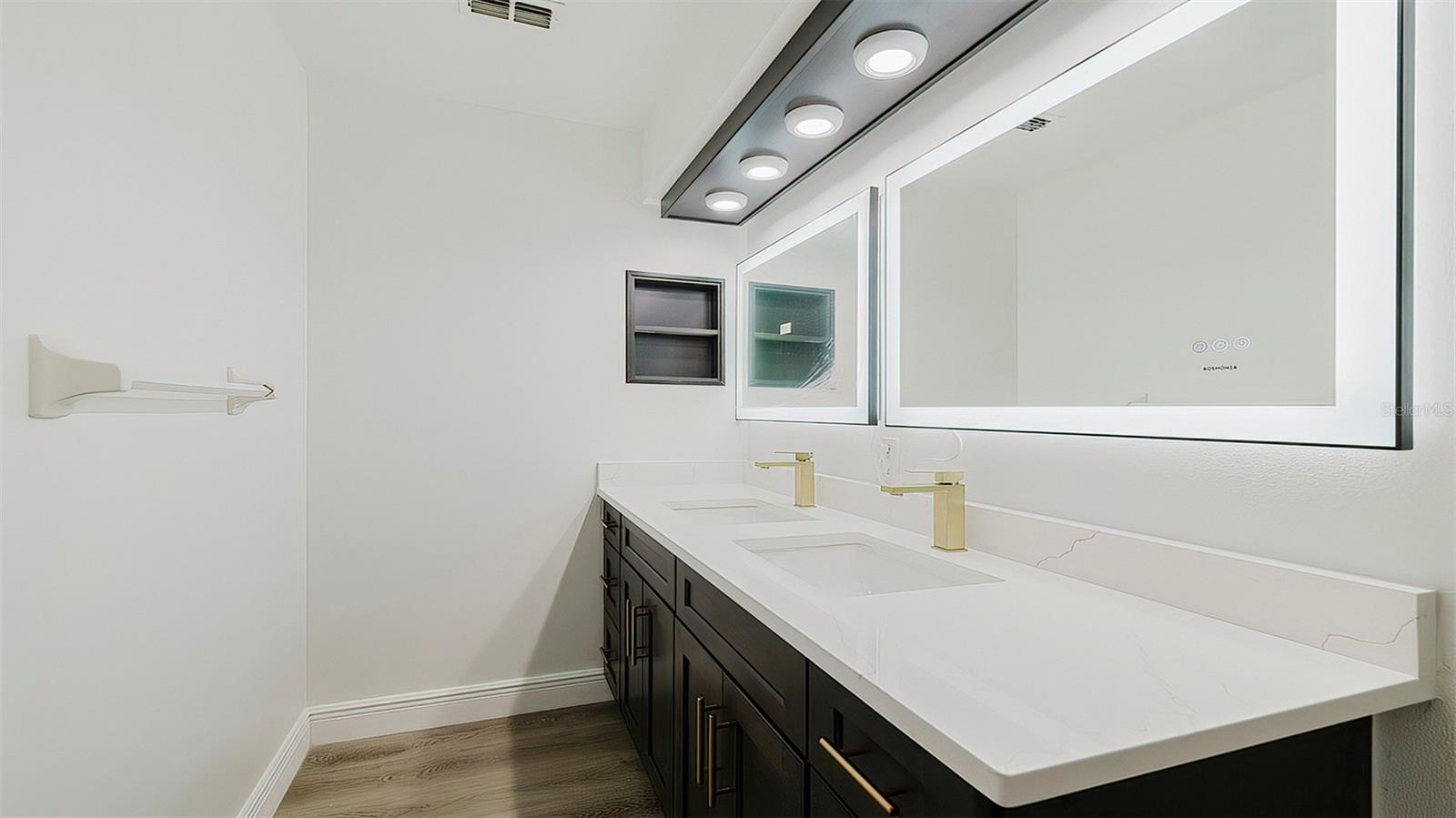 Image 24 of 59 For 4225 La Pasida Lane