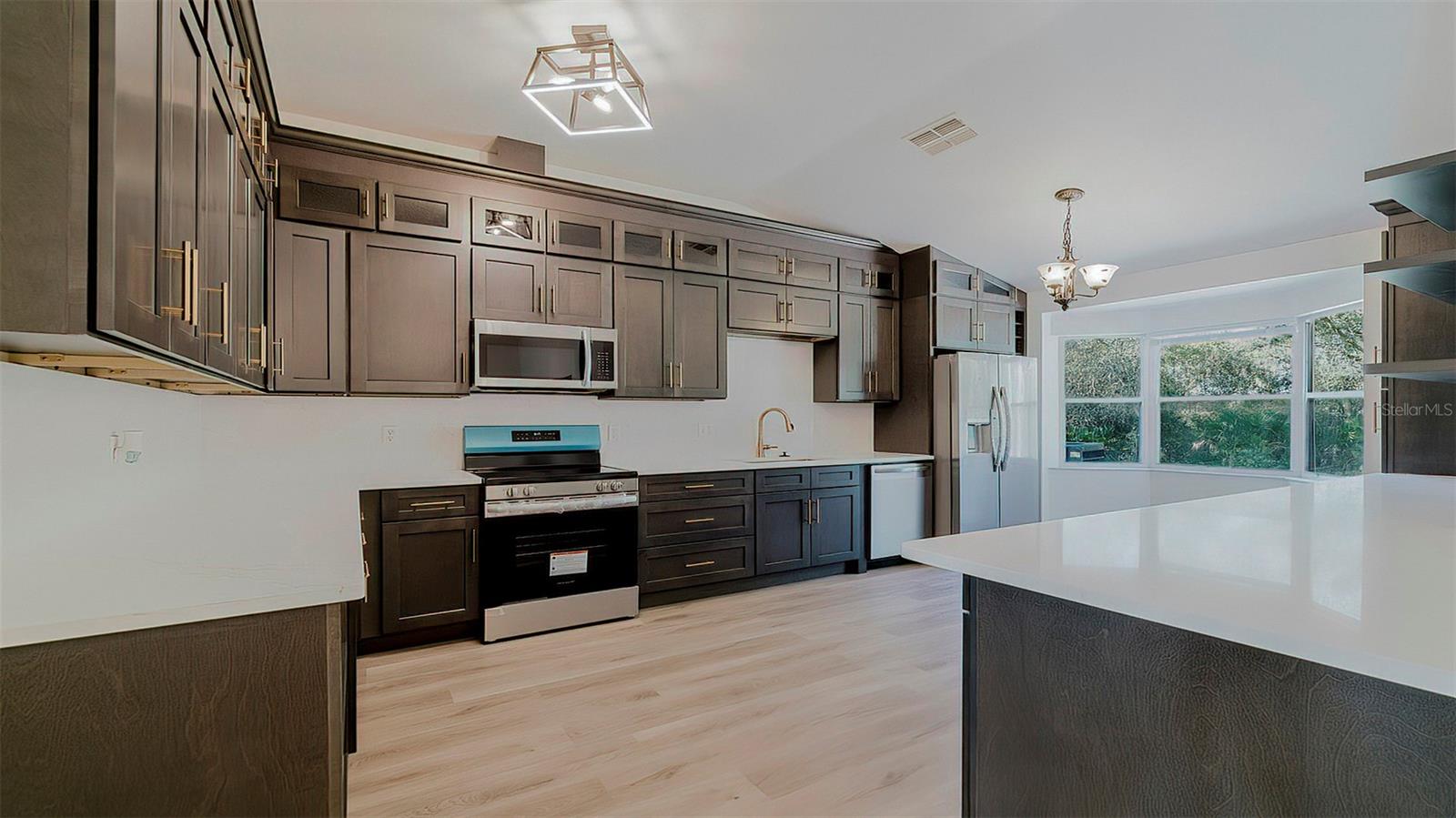 Image 5 of 59 For 4225 La Pasida Lane