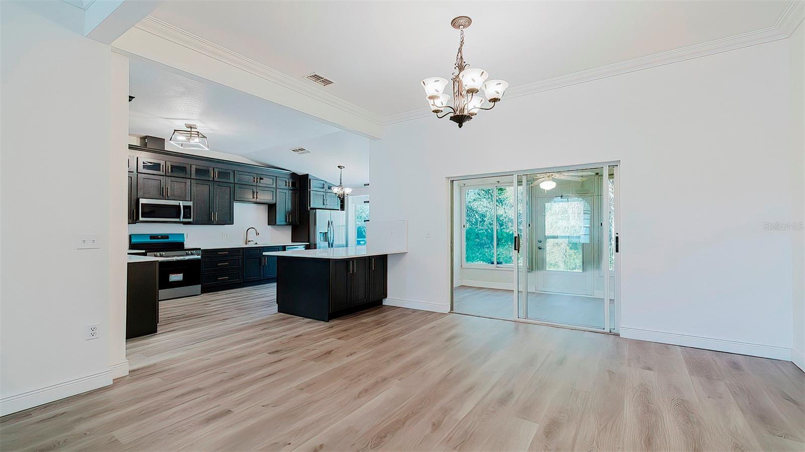 Image 7 of 59 For 4225 La Pasida Lane