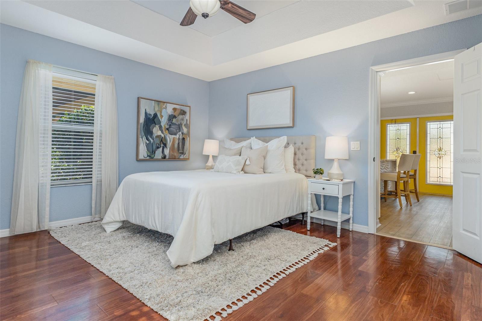 Image 17 of 34 For 751 Meandering Way