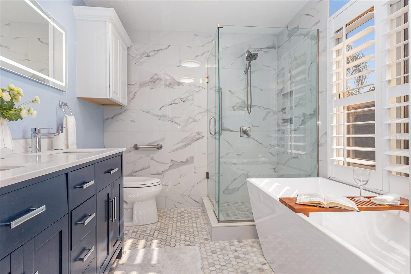 Image 21 of 34 For 751 Meandering Way