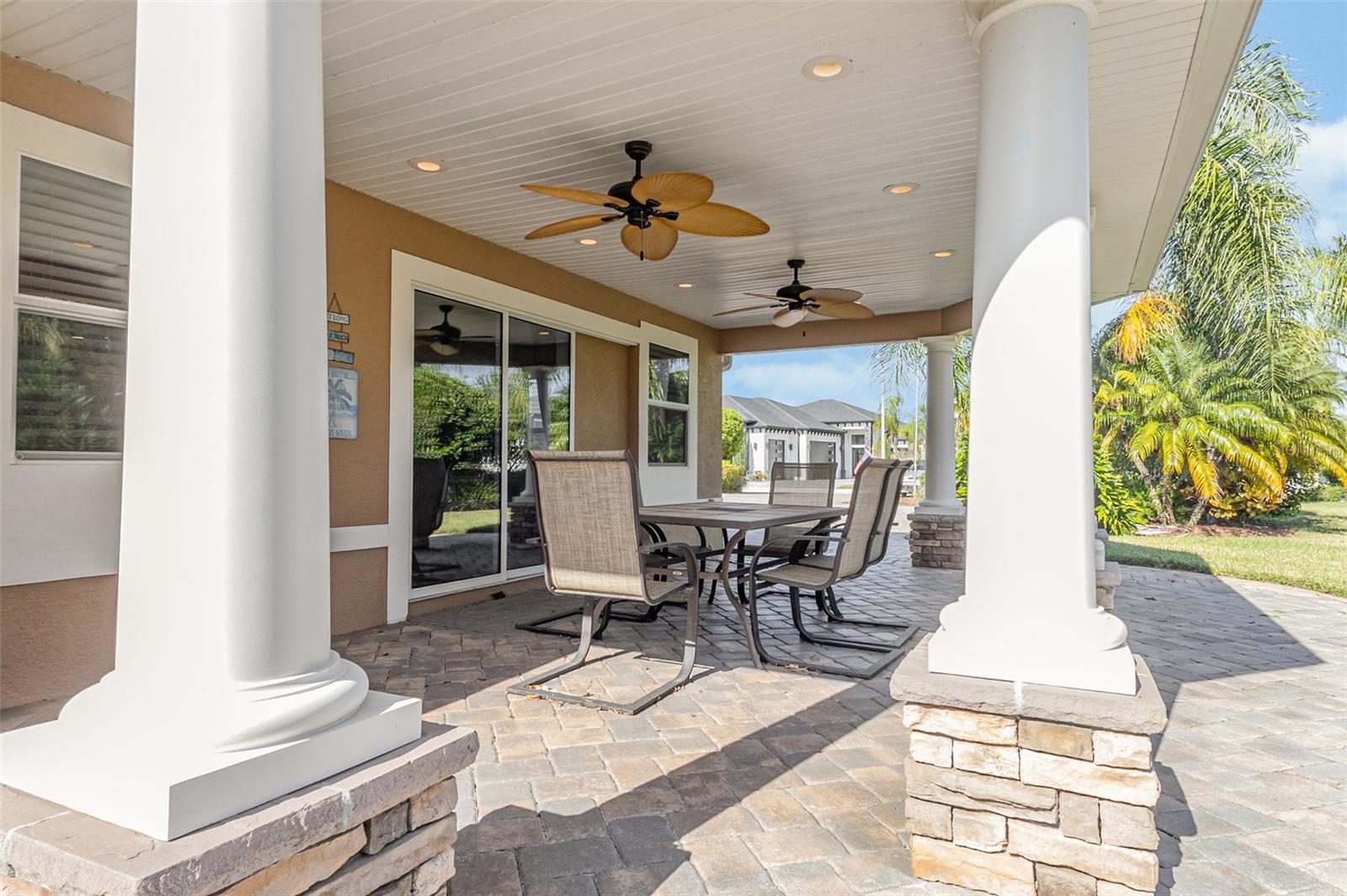 Image 27 of 34 For 751 Meandering Way