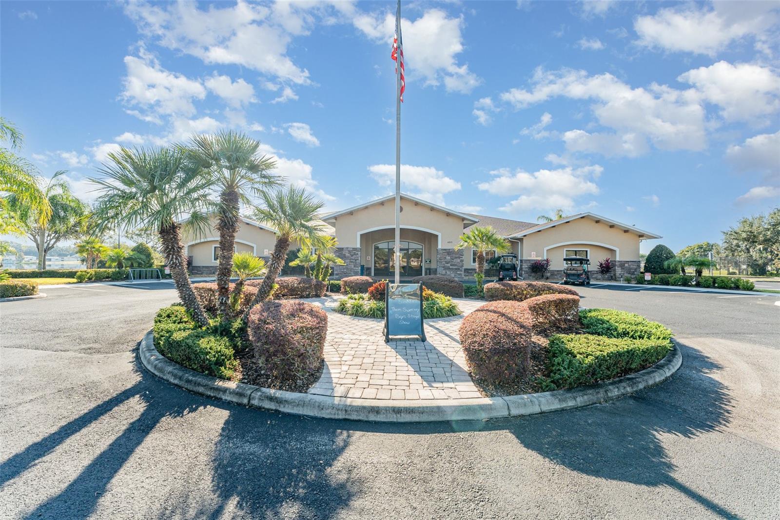 Image 30 of 34 For 751 Meandering Way