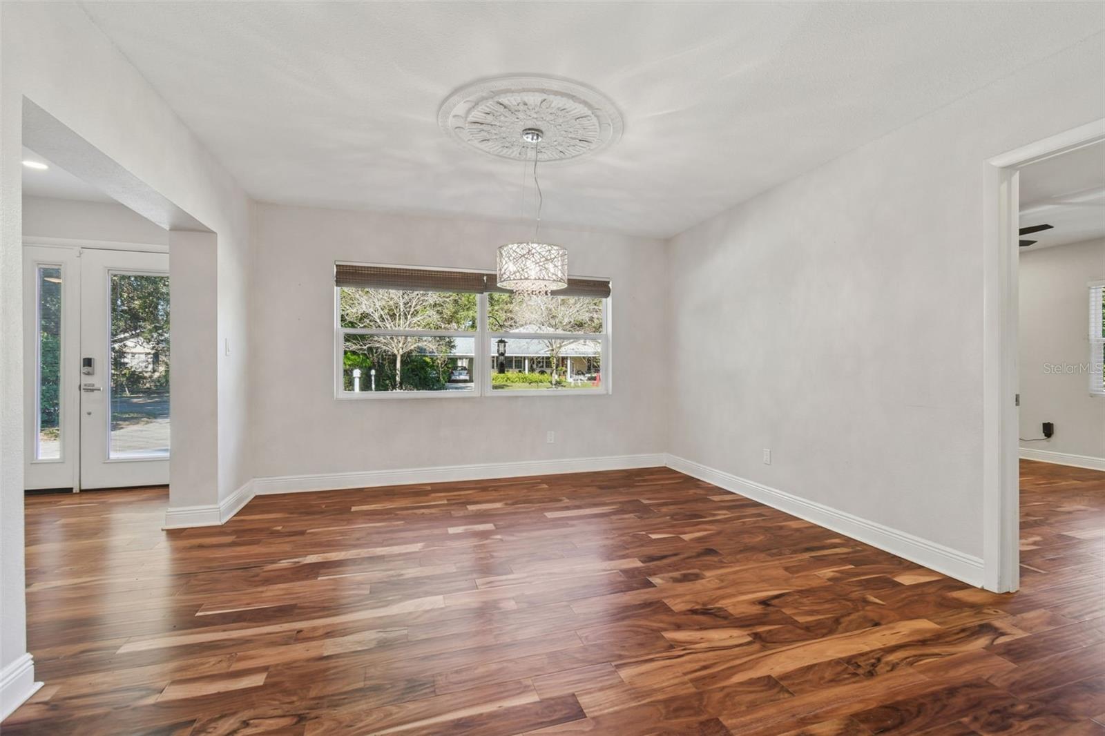 Image 12 of 71 For 1207 Crawford Street