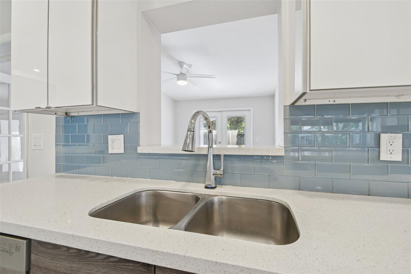 Image 19 of 71 For 1207 Crawford Street