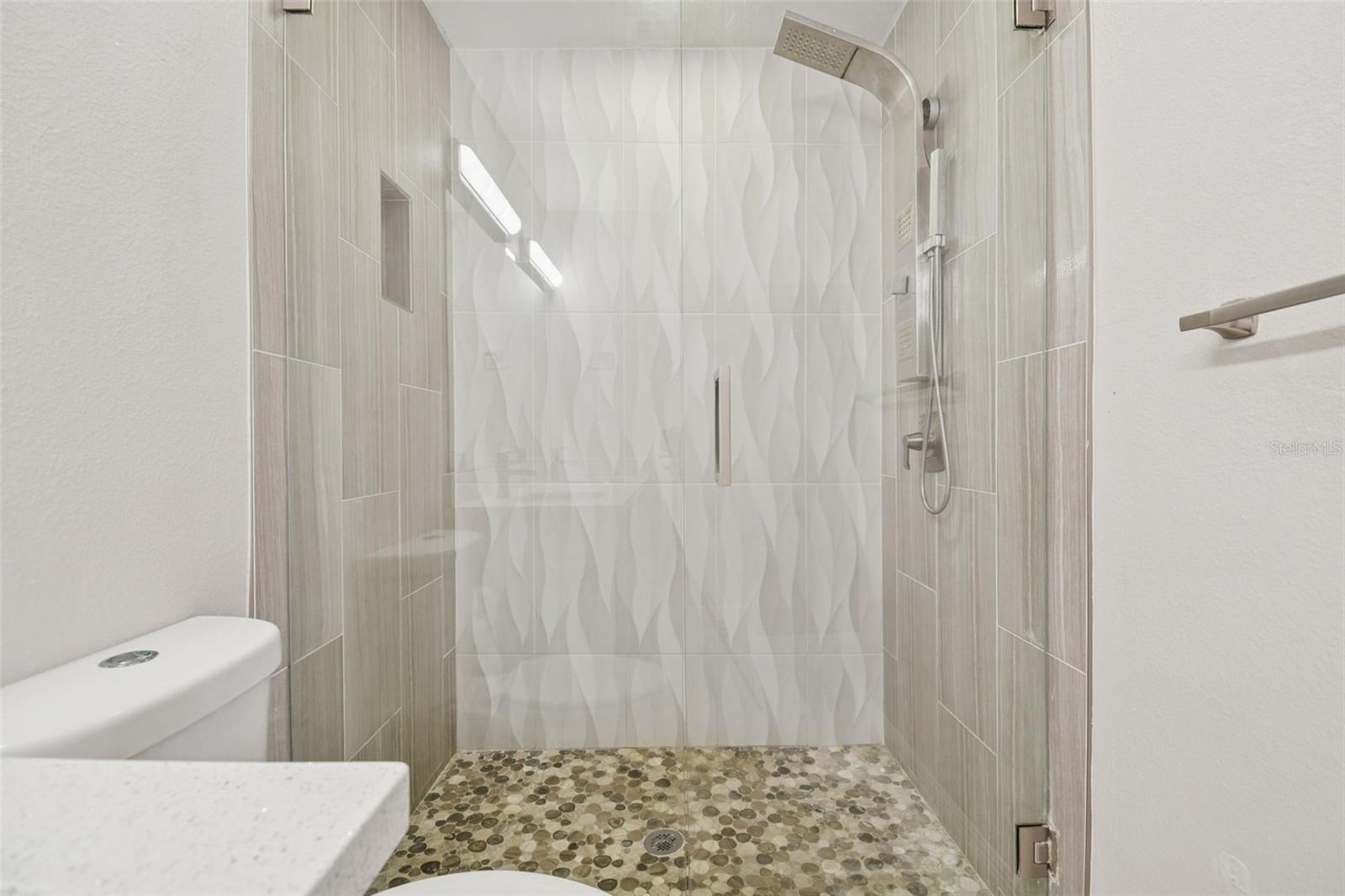 Image 25 of 71 For 1207 Crawford Street