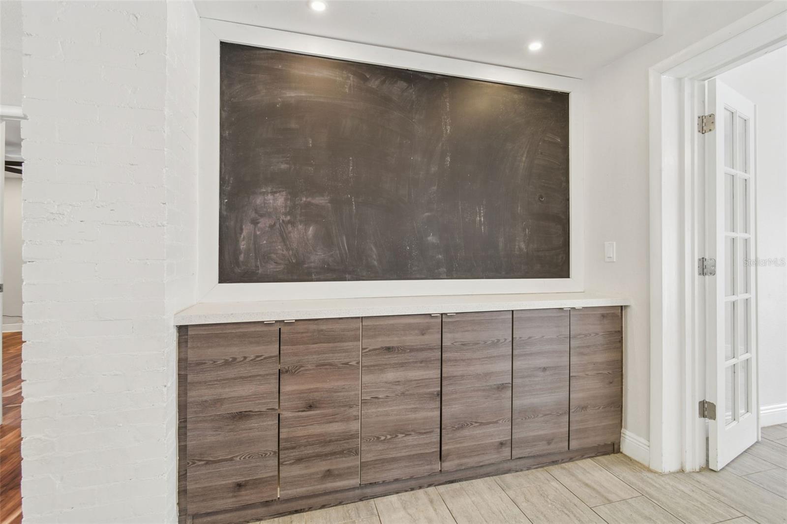 Image 29 of 71 For 1207 Crawford Street