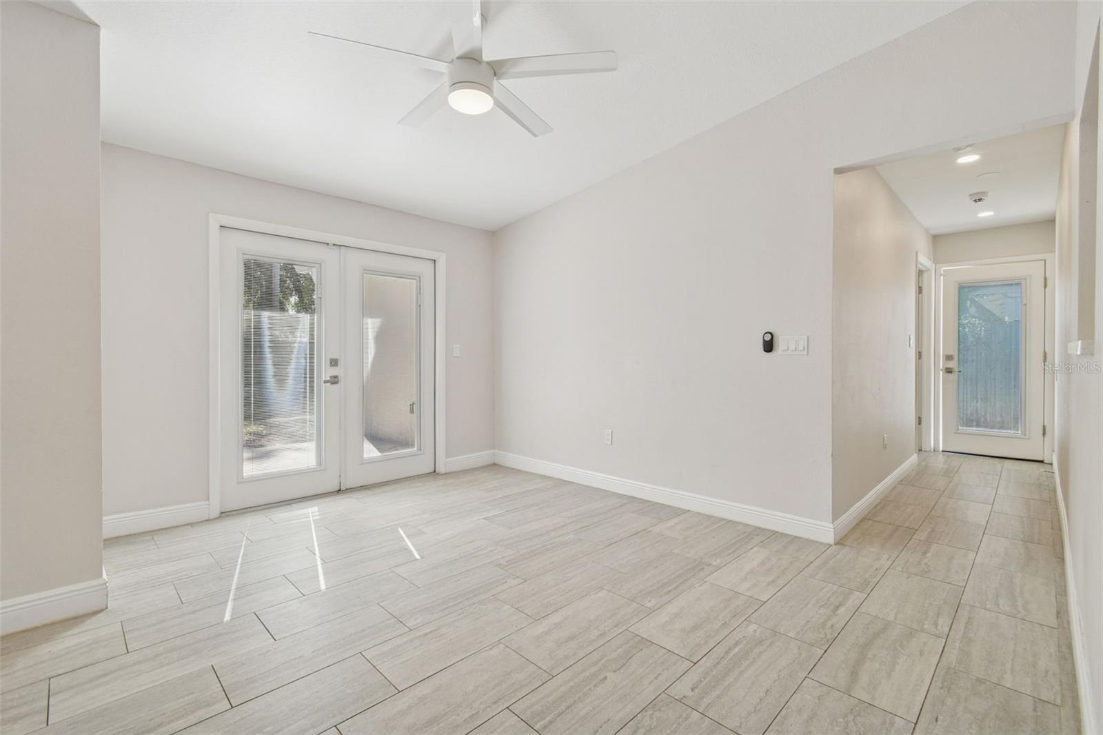 Image 30 of 71 For 1207 Crawford Street