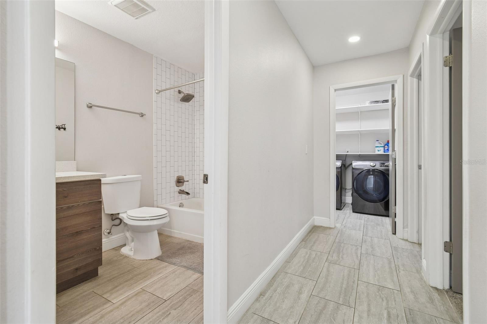 Image 32 of 71 For 1207 Crawford Street