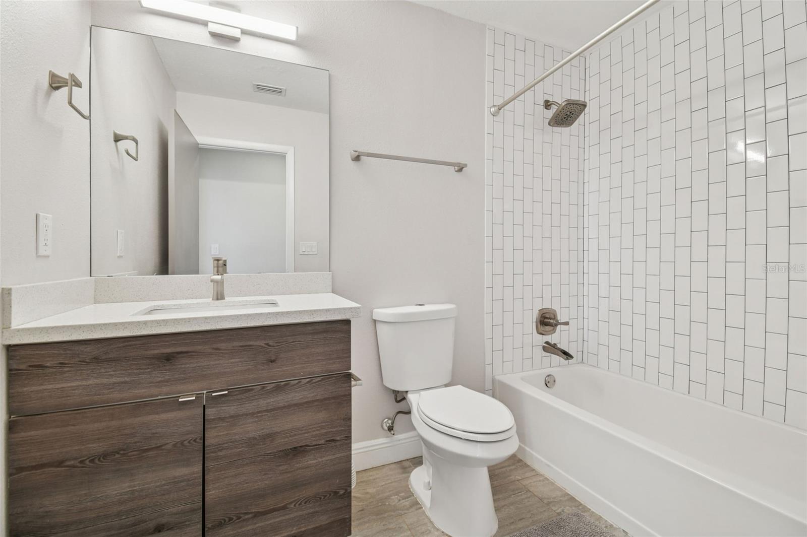 Image 33 of 71 For 1207 Crawford Street