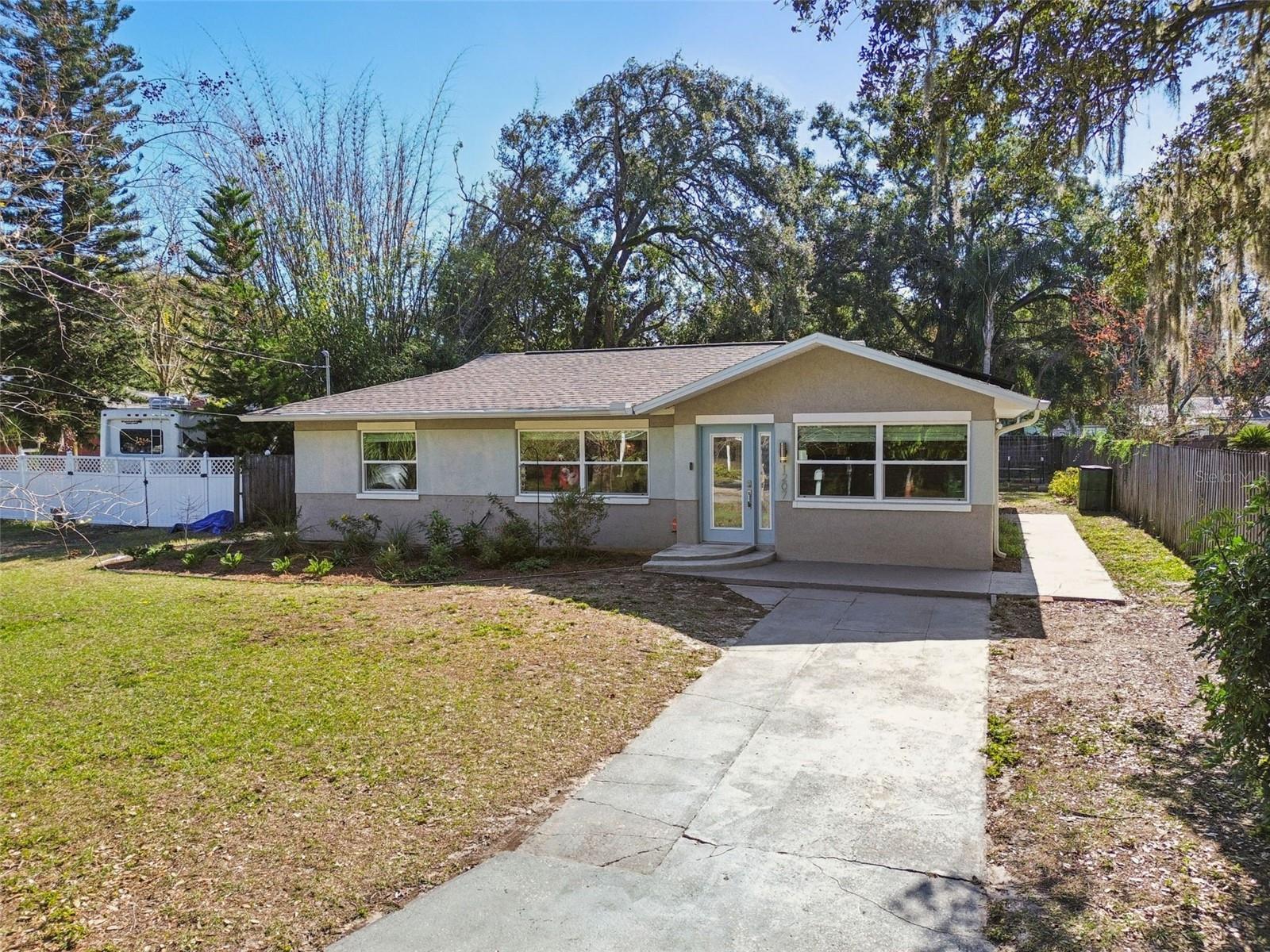 Image 54 of 71 For 1207 Crawford Street