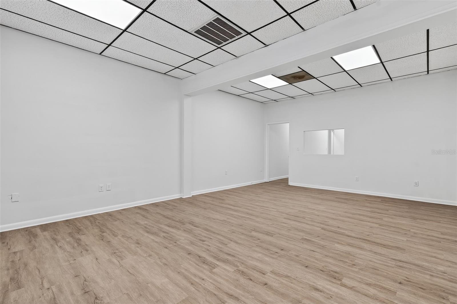 Image 11 of 12 For 11350 66th Street 112