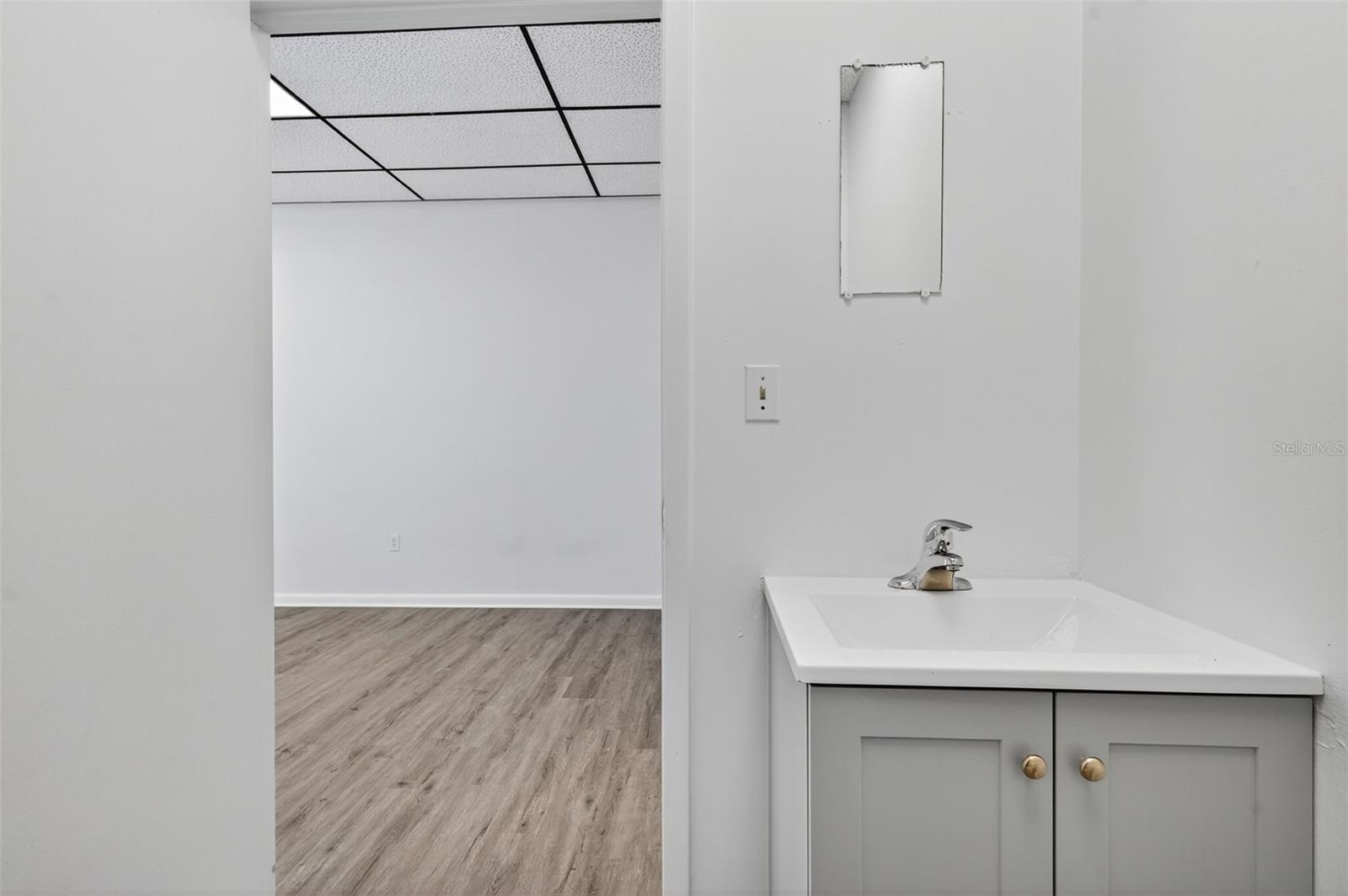 Image 7 of 12 For 11350 66th Street 112