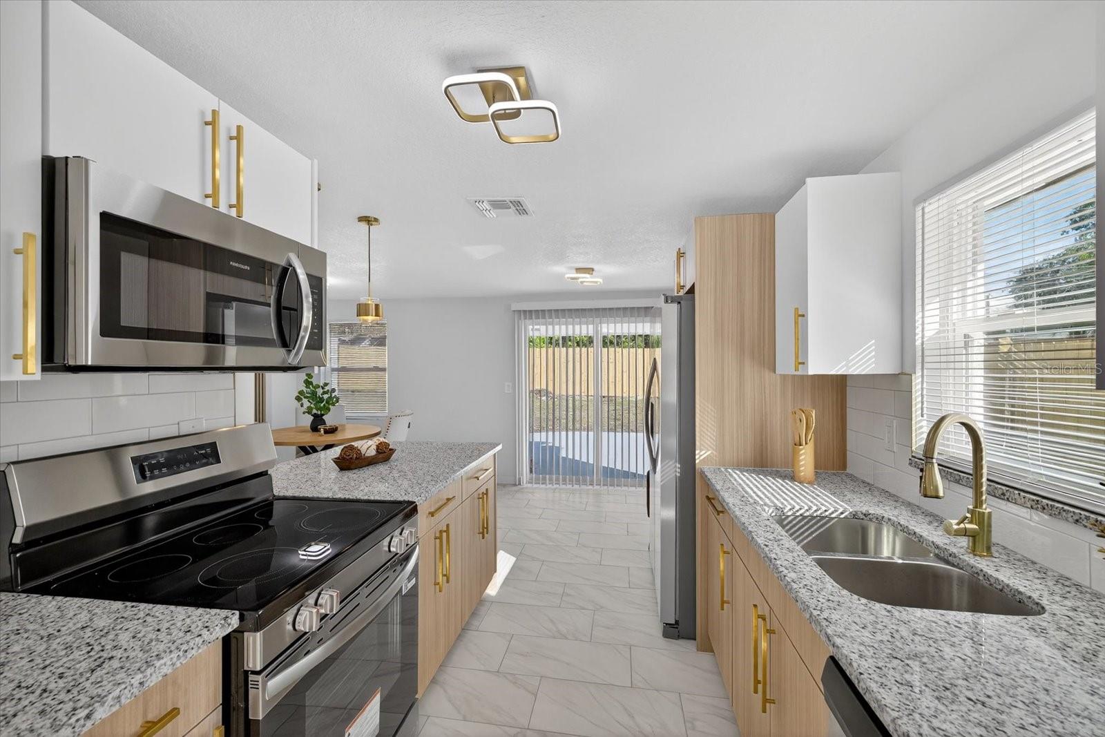 Image 17 of 28 For 13097 120th Street