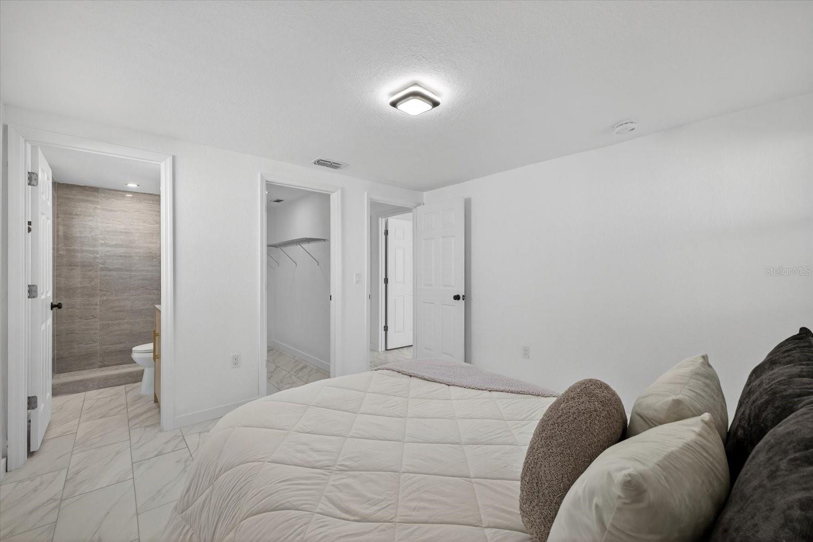 Image 25 of 28 For 13097 120th Street