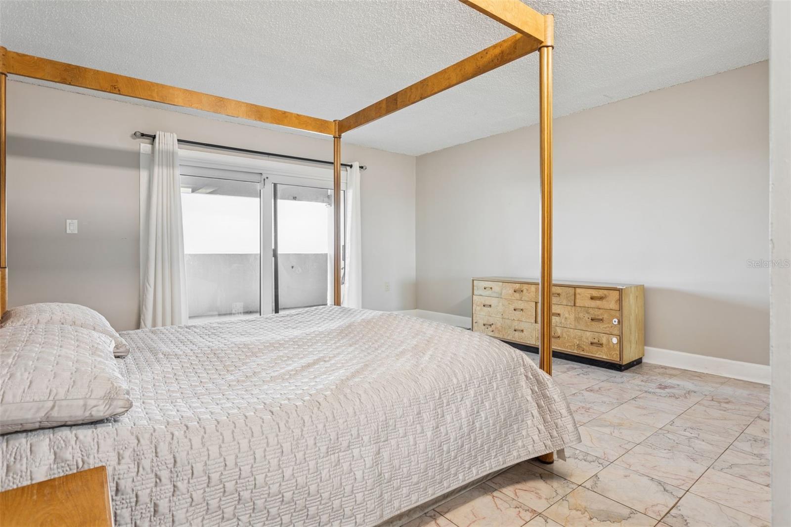 Image 21 of 43 For 4141 Bayshore Boulevard 1204