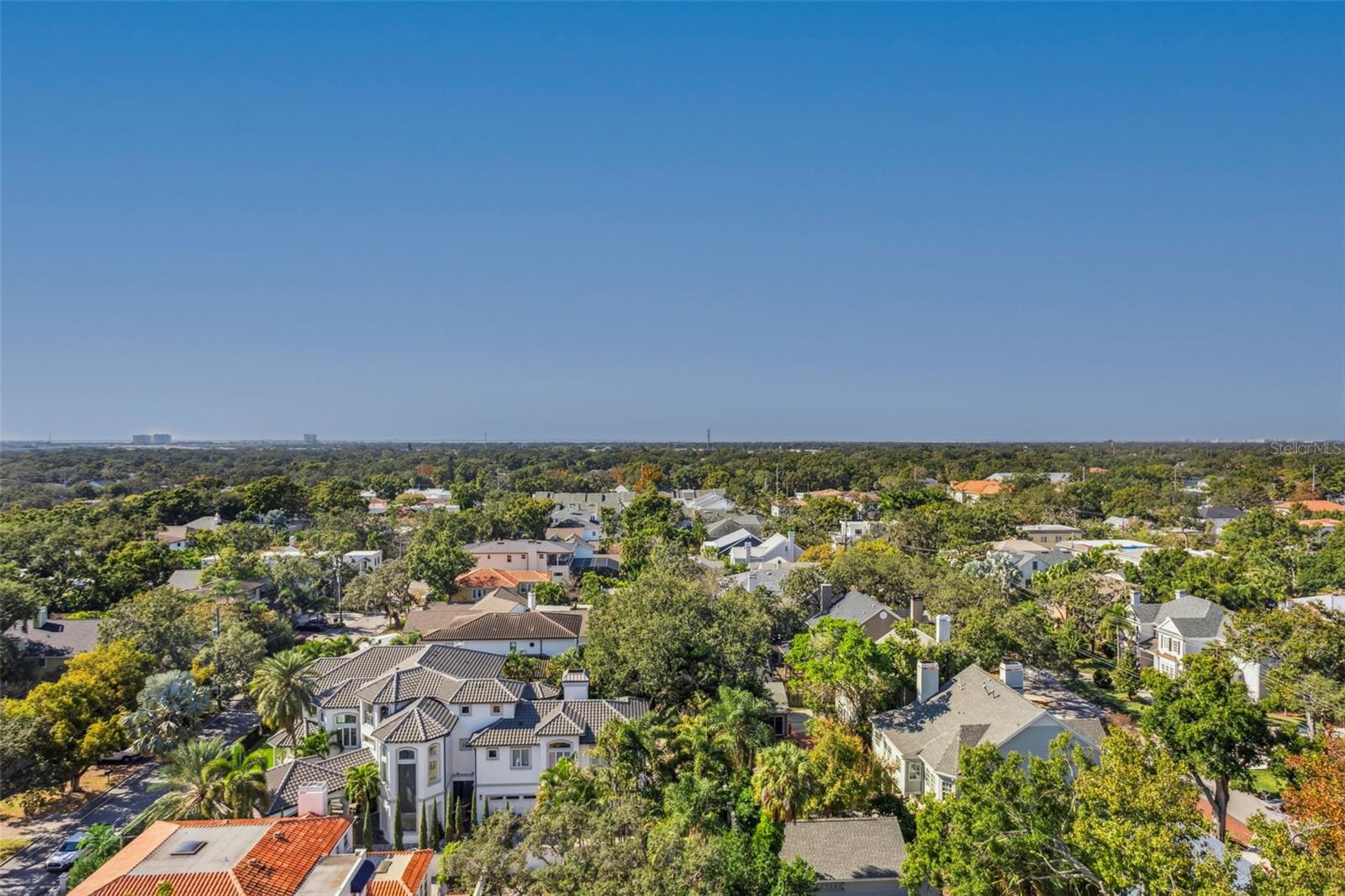 Image 26 of 43 For 4141 Bayshore Boulevard 1204