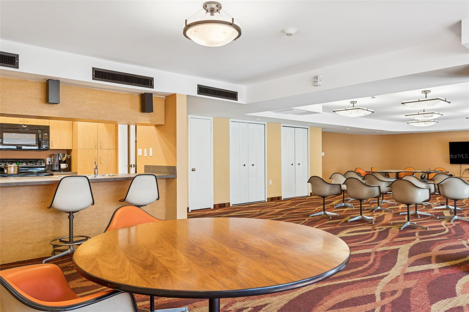 Image 36 of 43 For 4141 Bayshore Boulevard 1204